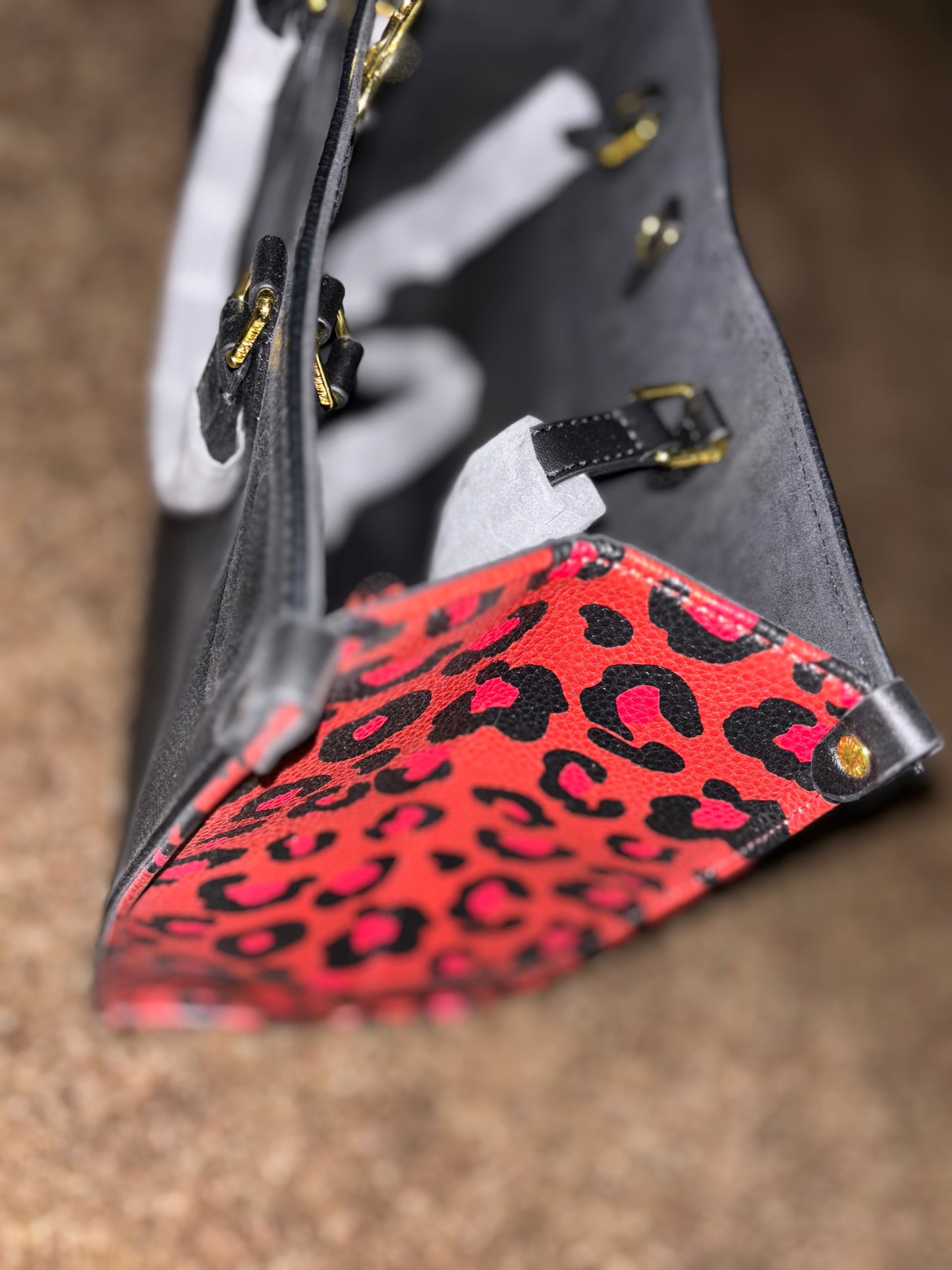 Leopard Black Purse